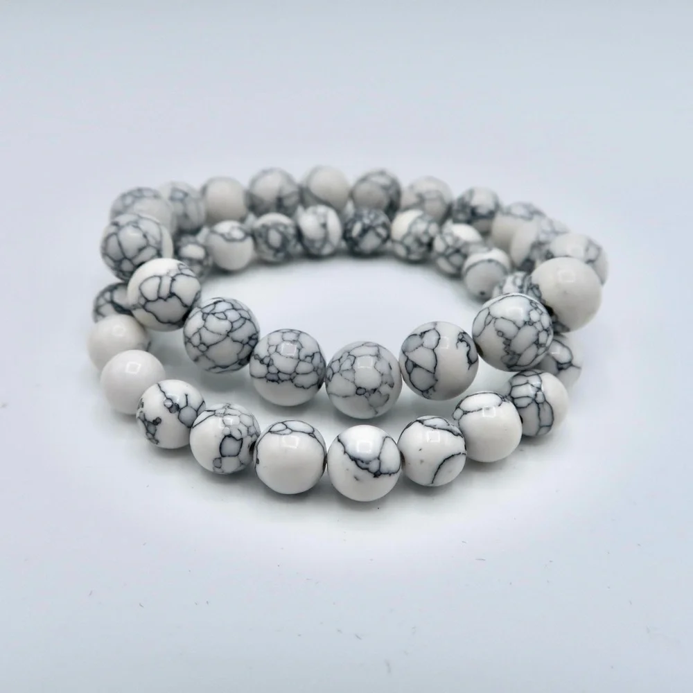 Natural Howlite Bracelet - Picture 9 of 10